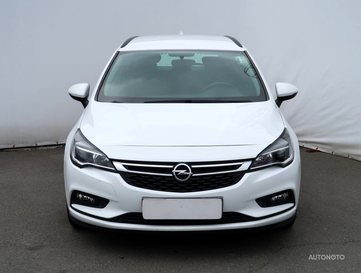 Opel Astra, 2017 - pohled č. 2