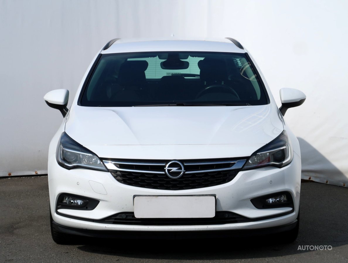 Opel Astra, 2018 - pohled č. 2