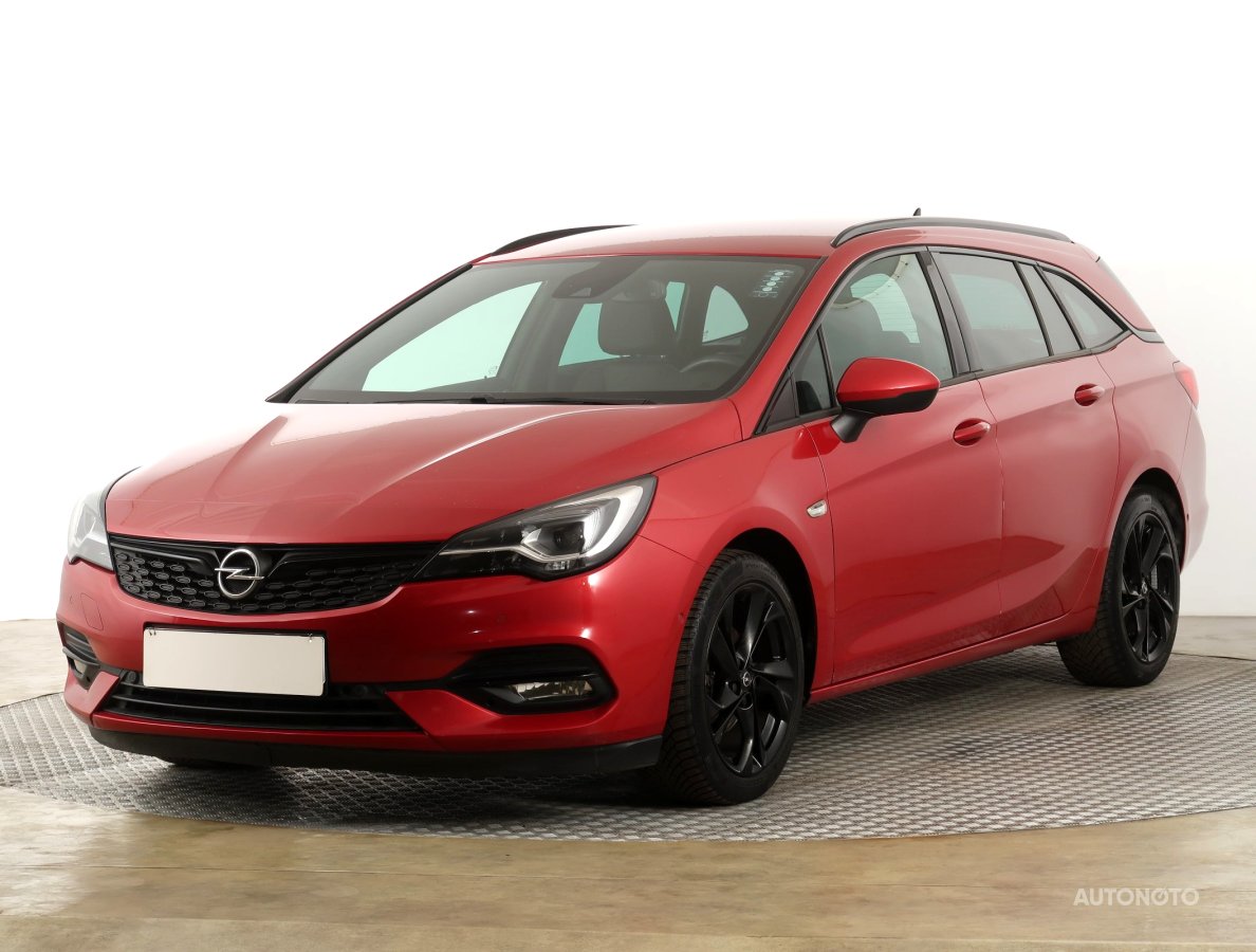 Opel Astra, 2020 - pohled č. 3