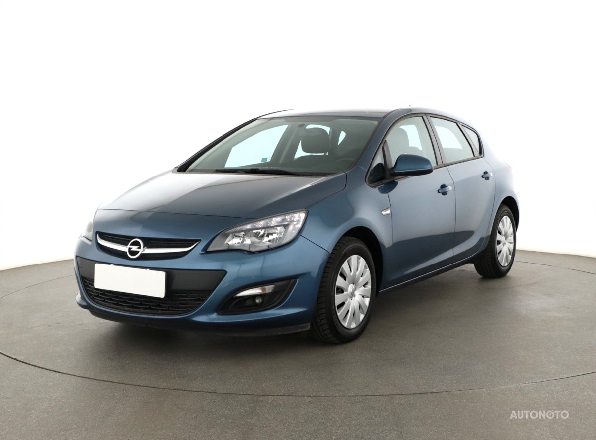 Opel Astra, 2015 - pohled č. 3