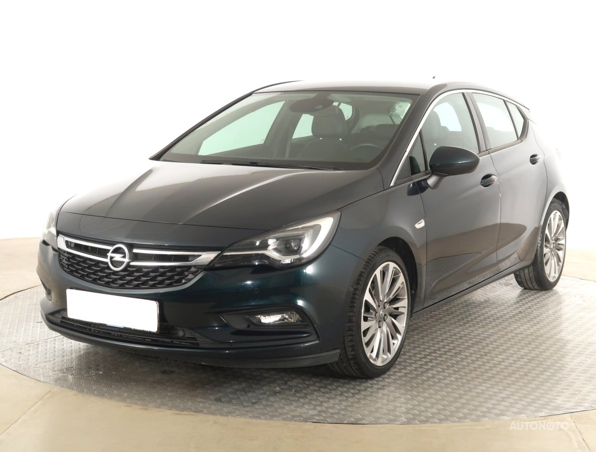Opel Astra, 2016 - pohled č. 3