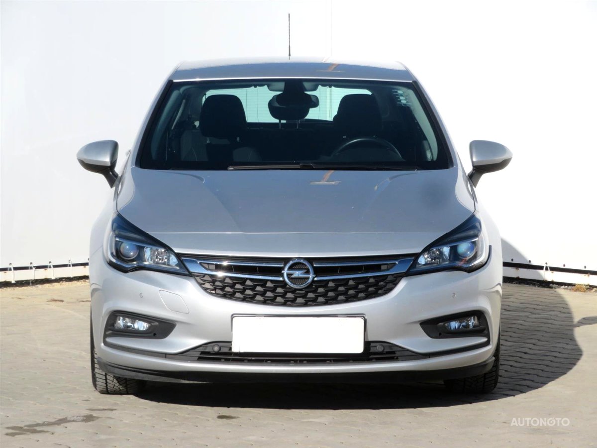 Opel Astra, 2017 - pohled č. 2