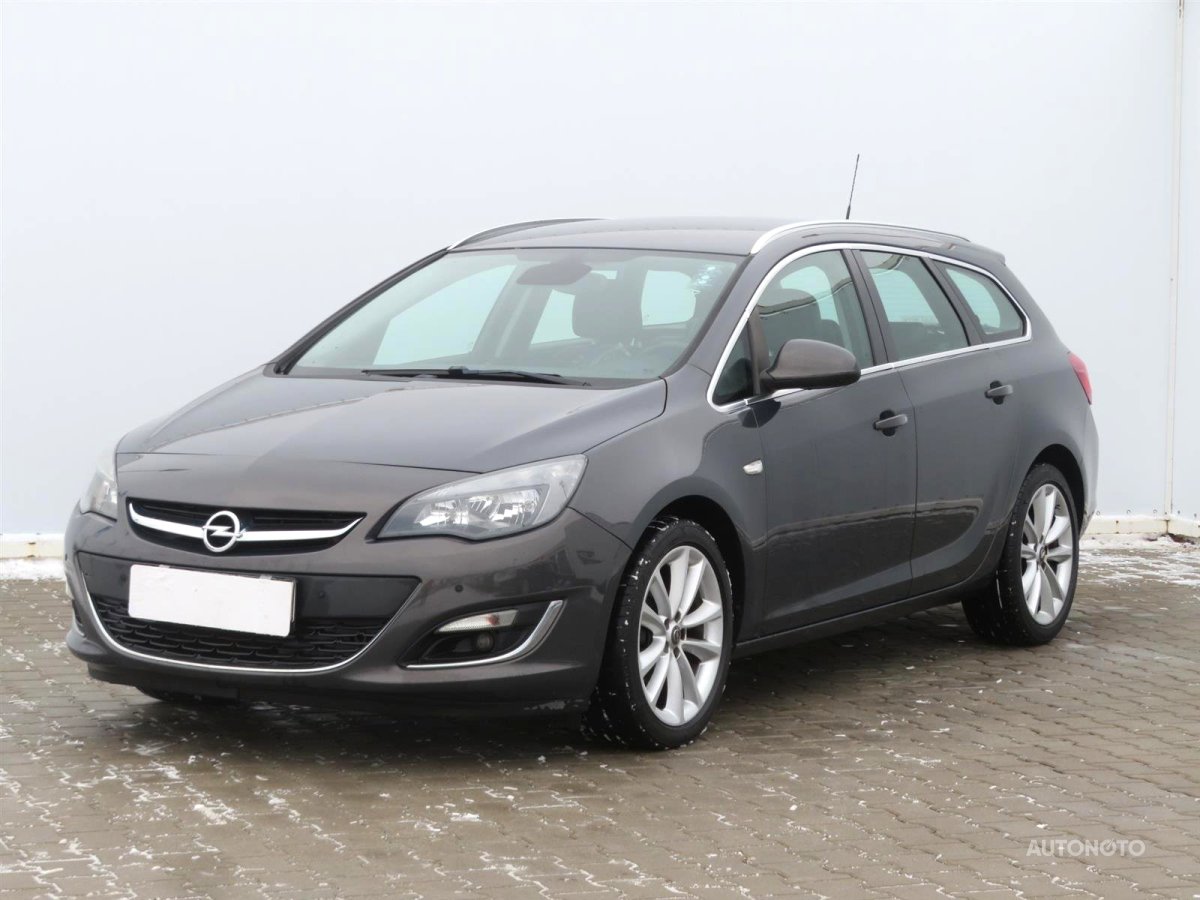 Opel Astra, 2015 - pohled č. 3