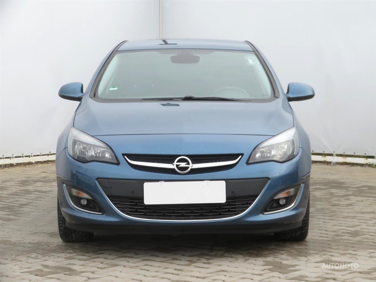 Opel Astra, 2015 - pohled č. 2