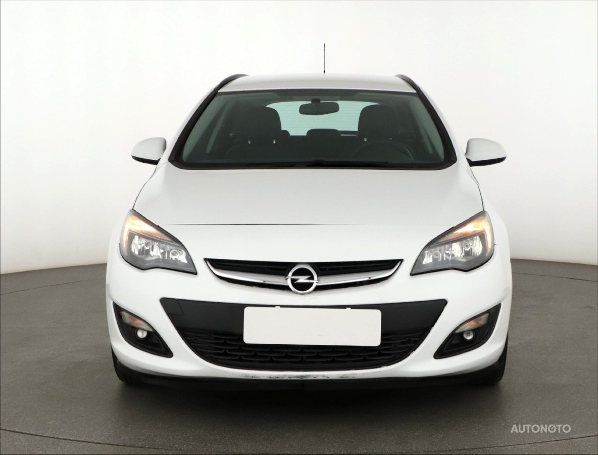 Opel Astra, 2015 - pohled č. 2