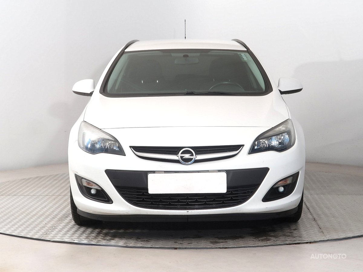 Opel Astra, 2015 - pohled č. 2