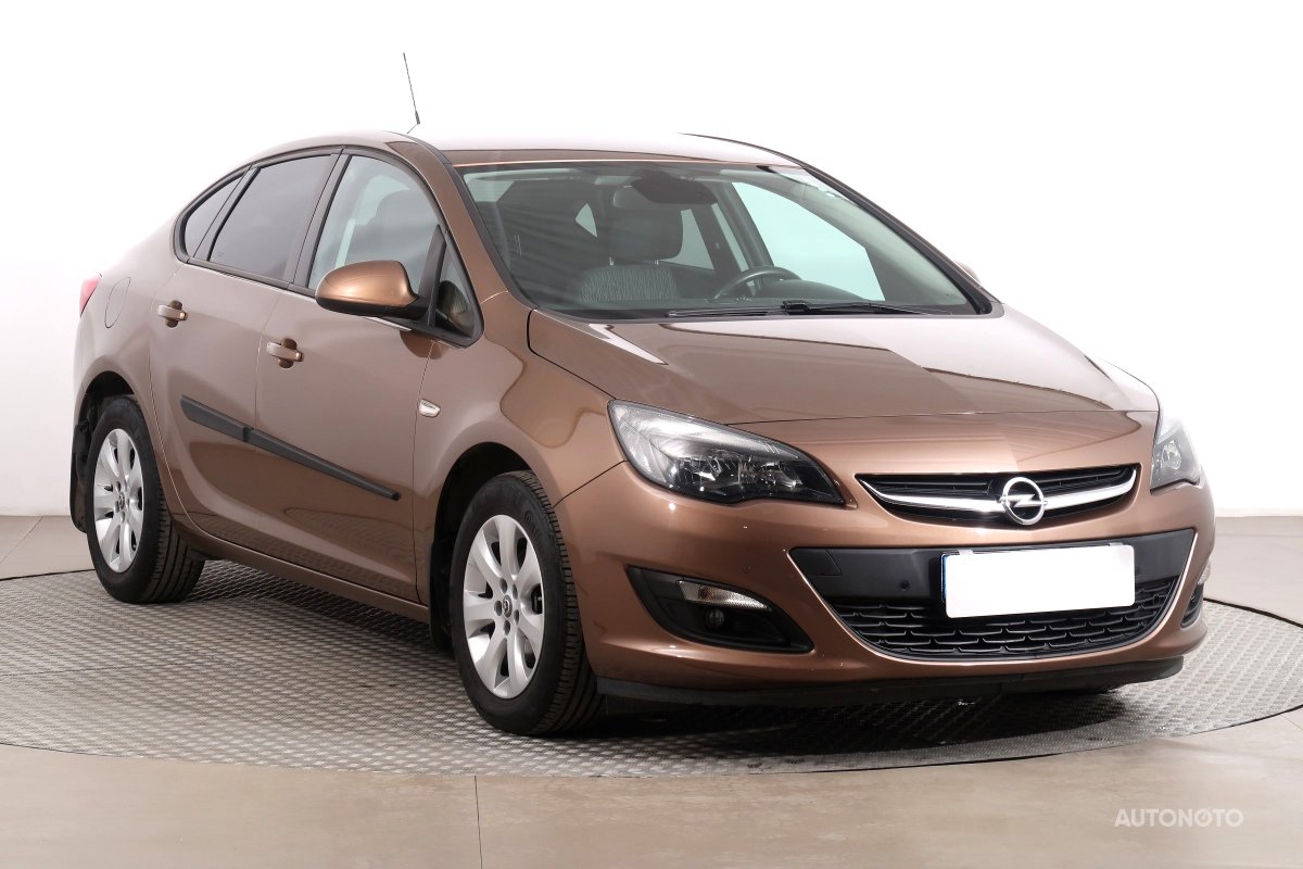 Opel Astra, 2016 - celkový pohled