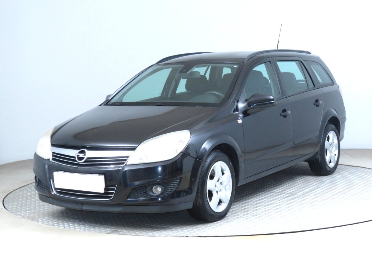 Opel Astra, 2007 - pohled č. 3