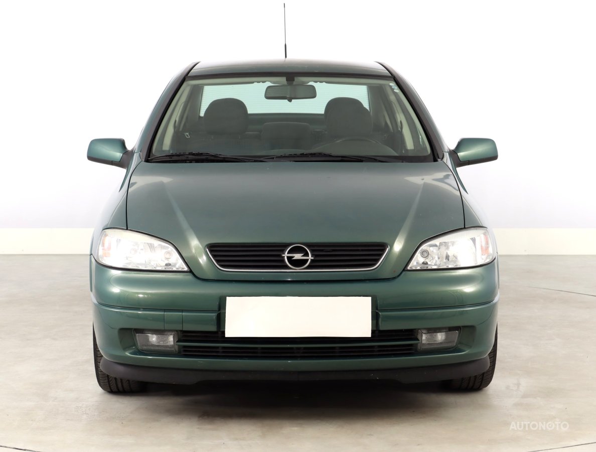 Opel Astra, 2002 - pohled č. 2