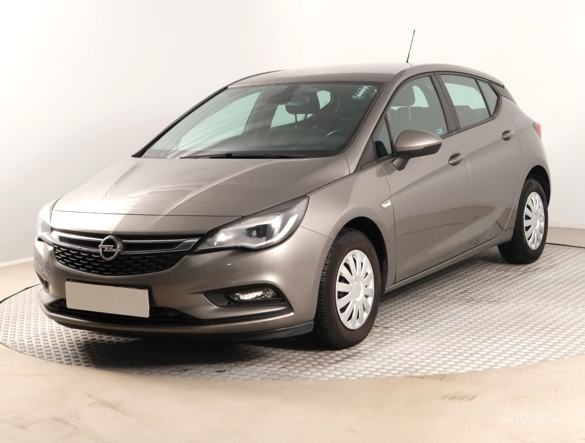 Opel Astra, 2016 - pohled č. 3