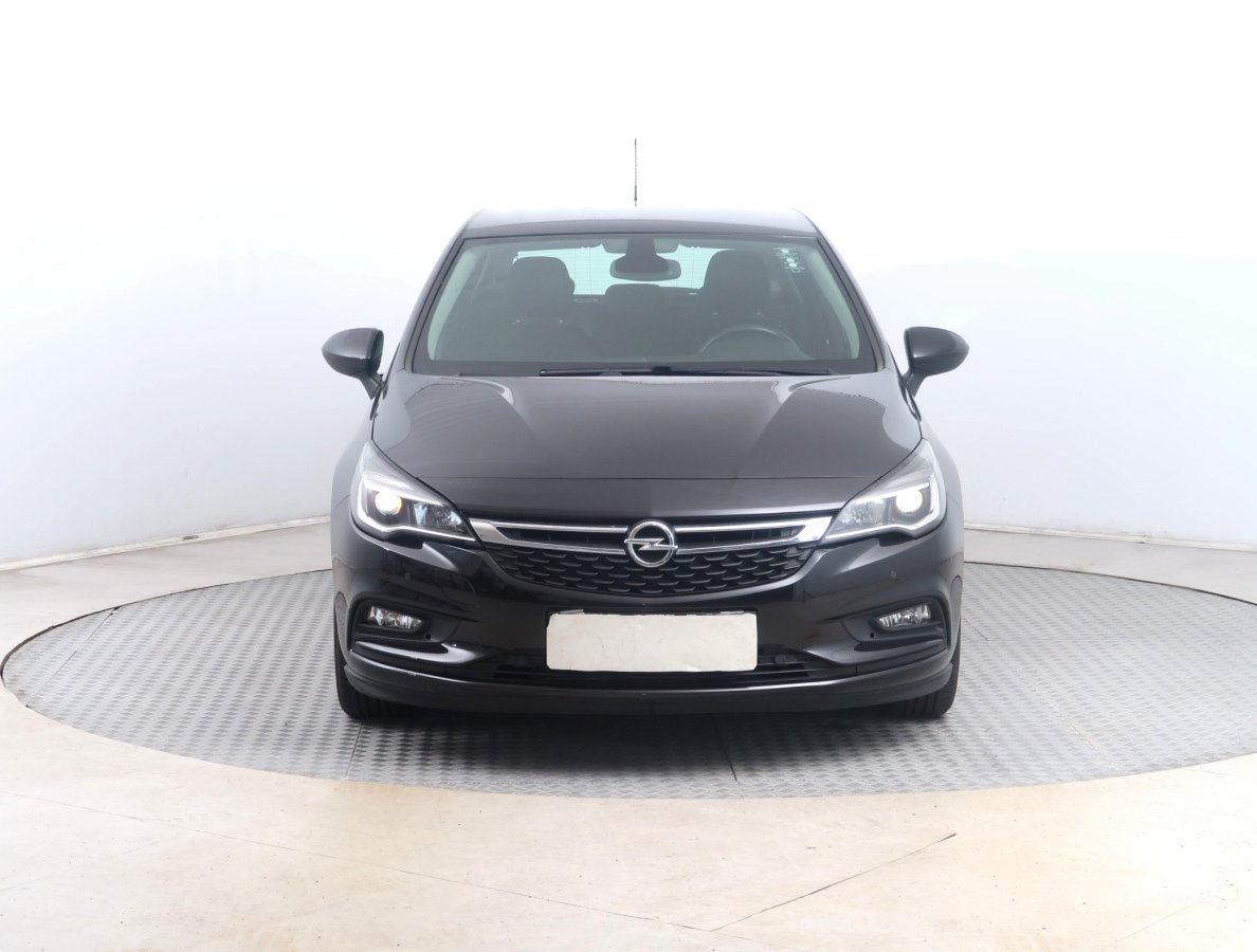 Opel Astra, 2016 - pohled č. 2