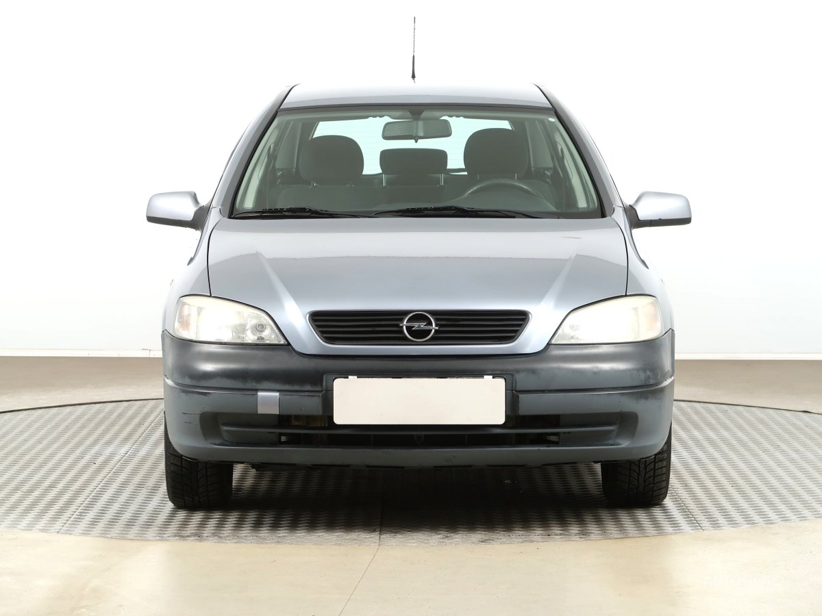 Opel Astra, 2006 - pohled č. 2