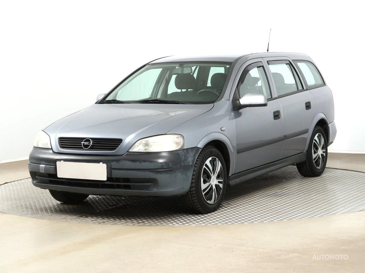 Opel Astra, 2006 - pohled č. 3