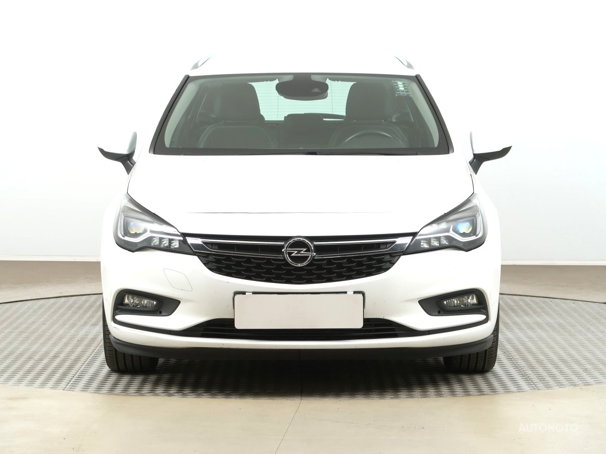 Opel Astra, 2017 - pohled č. 2