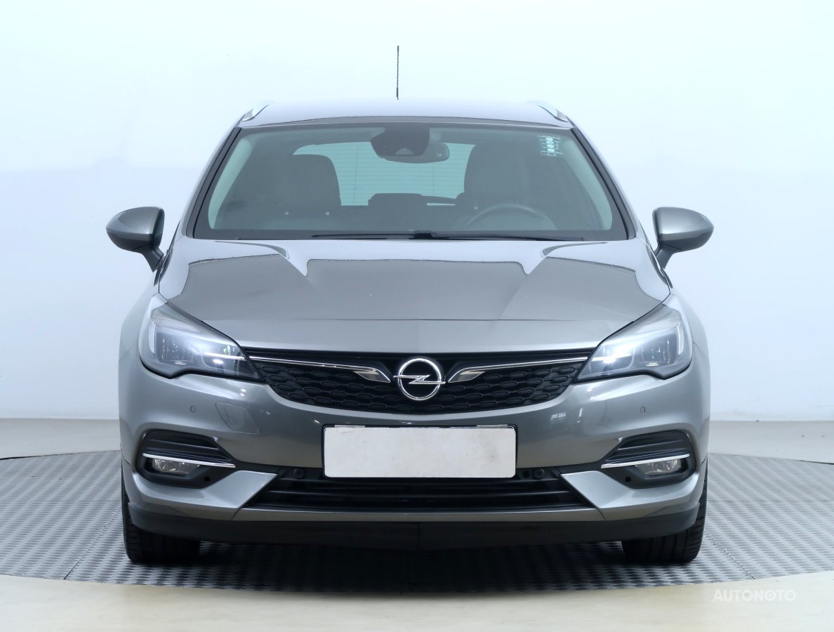 Opel Astra, 2020 - pohled č. 2