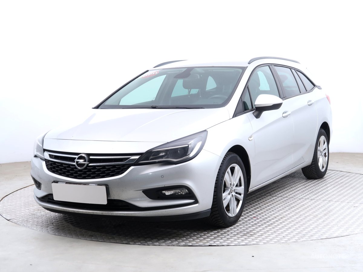 Opel Astra, 2018 - pohled č. 3