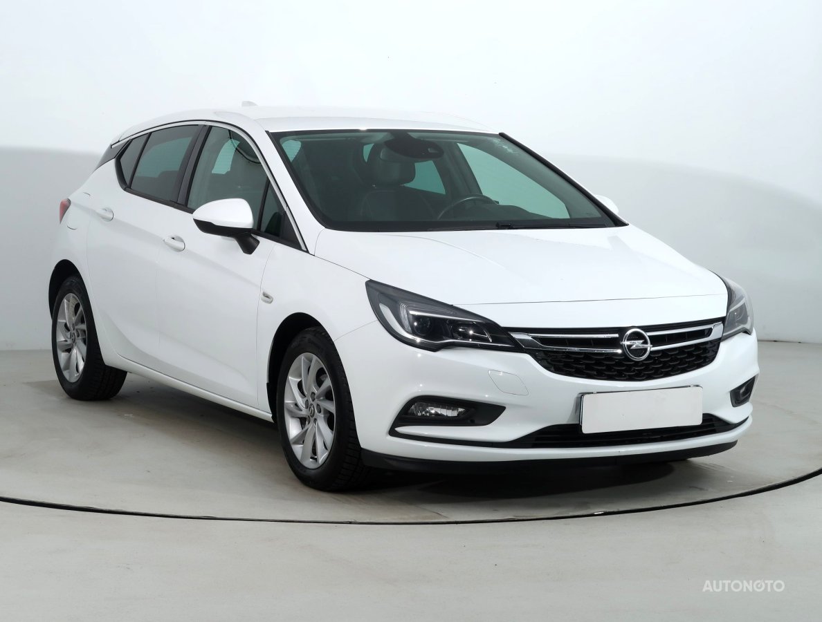 Opel Astra, 2018 - celkový pohled