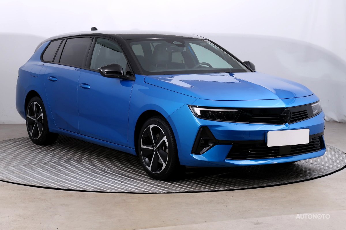 Opel Astra, 2023 - celkový pohled