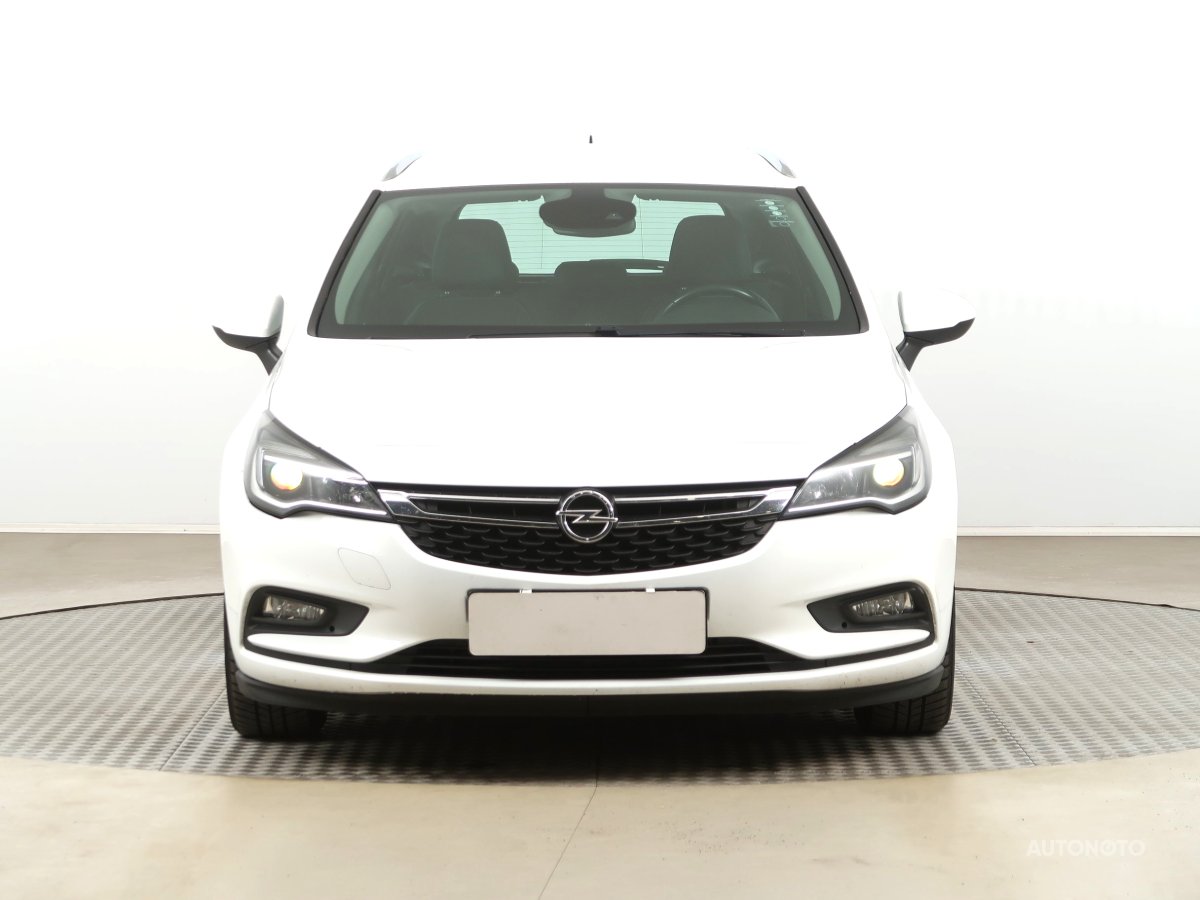 Opel Astra, 2019 - pohled č. 2