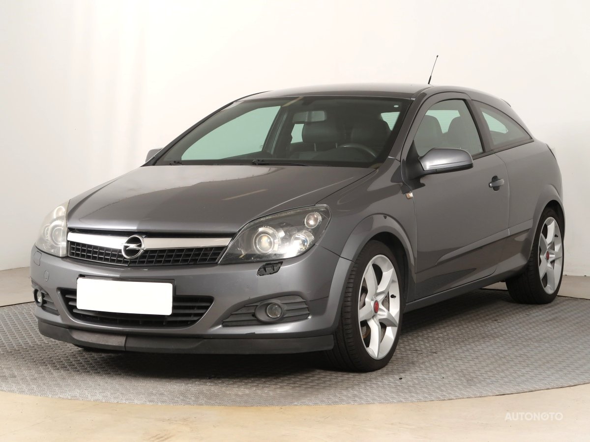 Opel Astra, 2006 - pohled č. 3