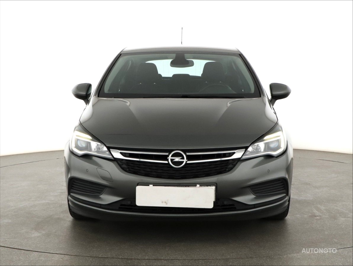 Opel Astra, 2018 - pohled č. 2