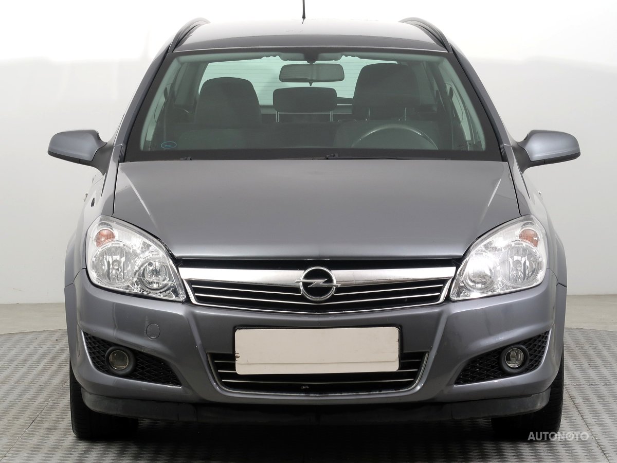 Opel Astra, 2007 - pohled č. 2