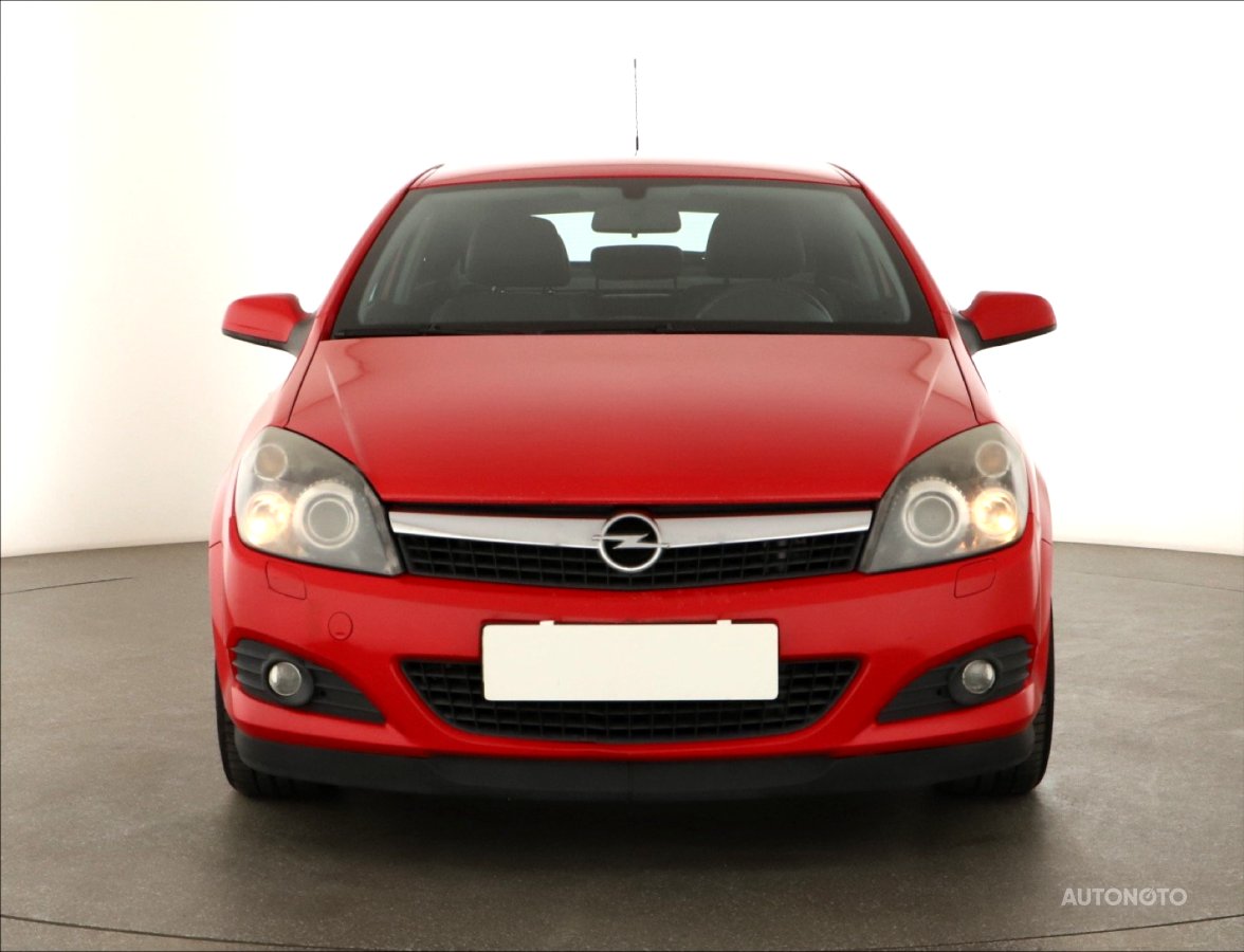 Opel Astra, 2008 - pohled č. 2
