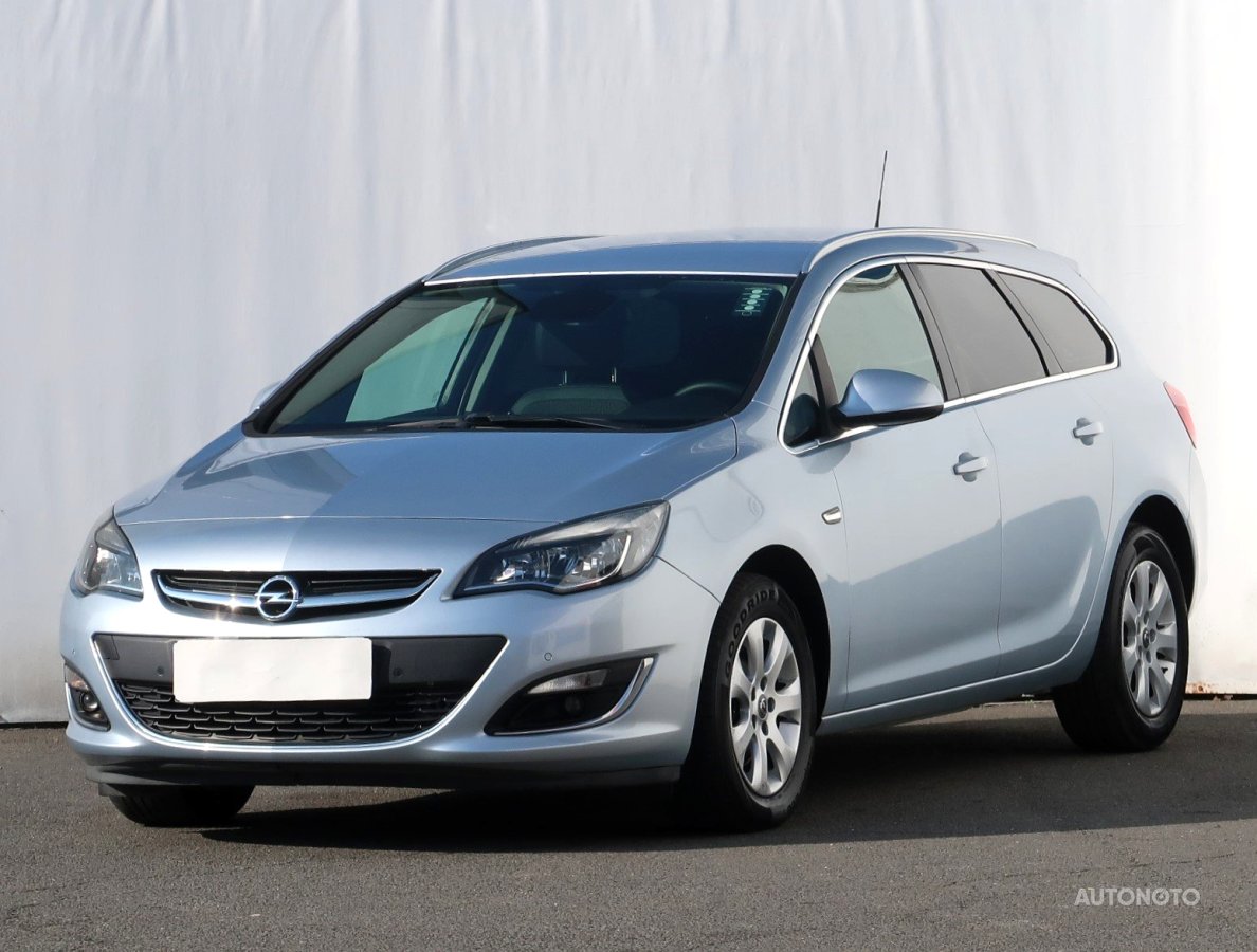 Opel Astra, 2015 - pohled č. 3