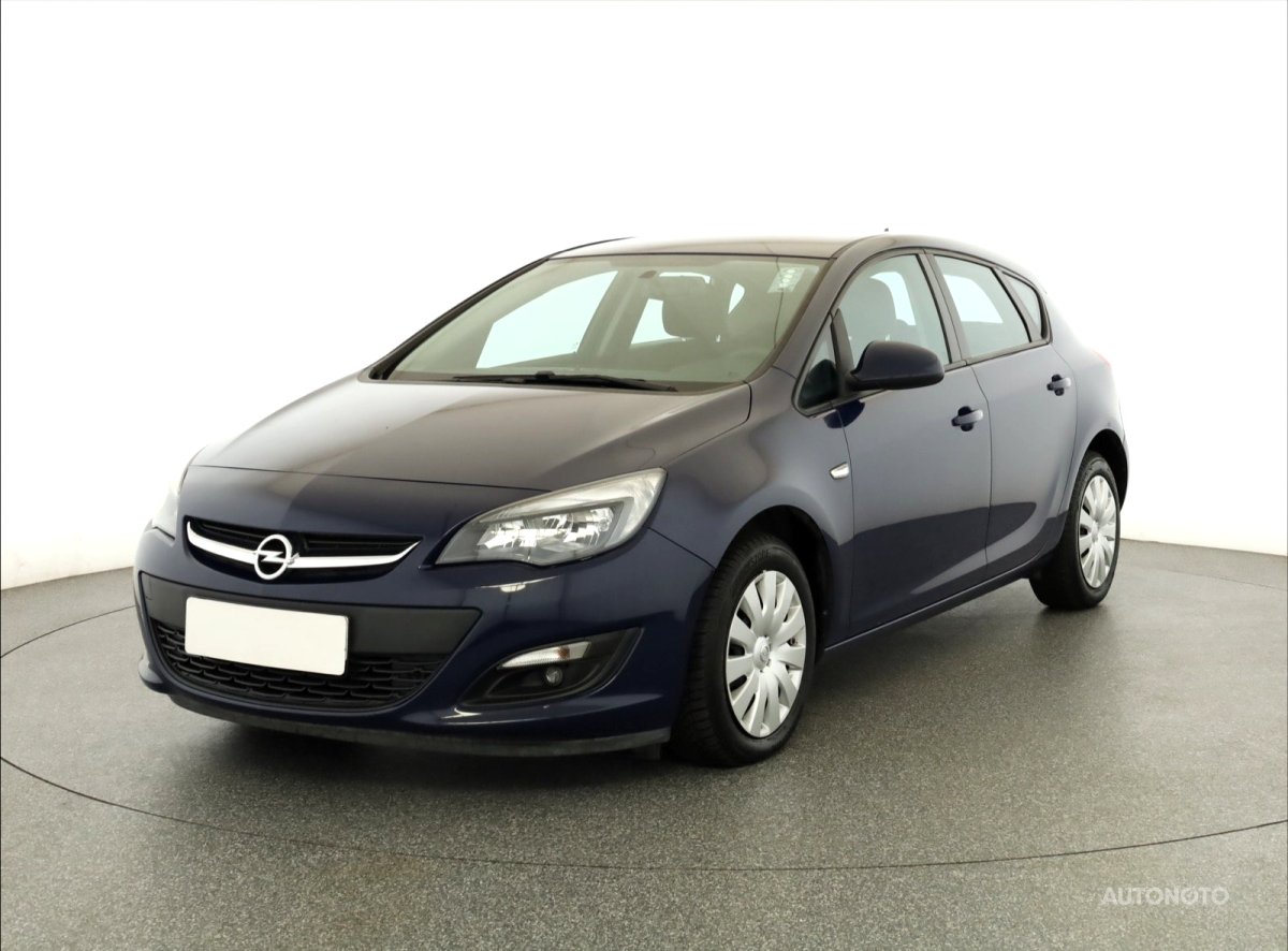 Opel Astra, 2014 - pohled č. 3