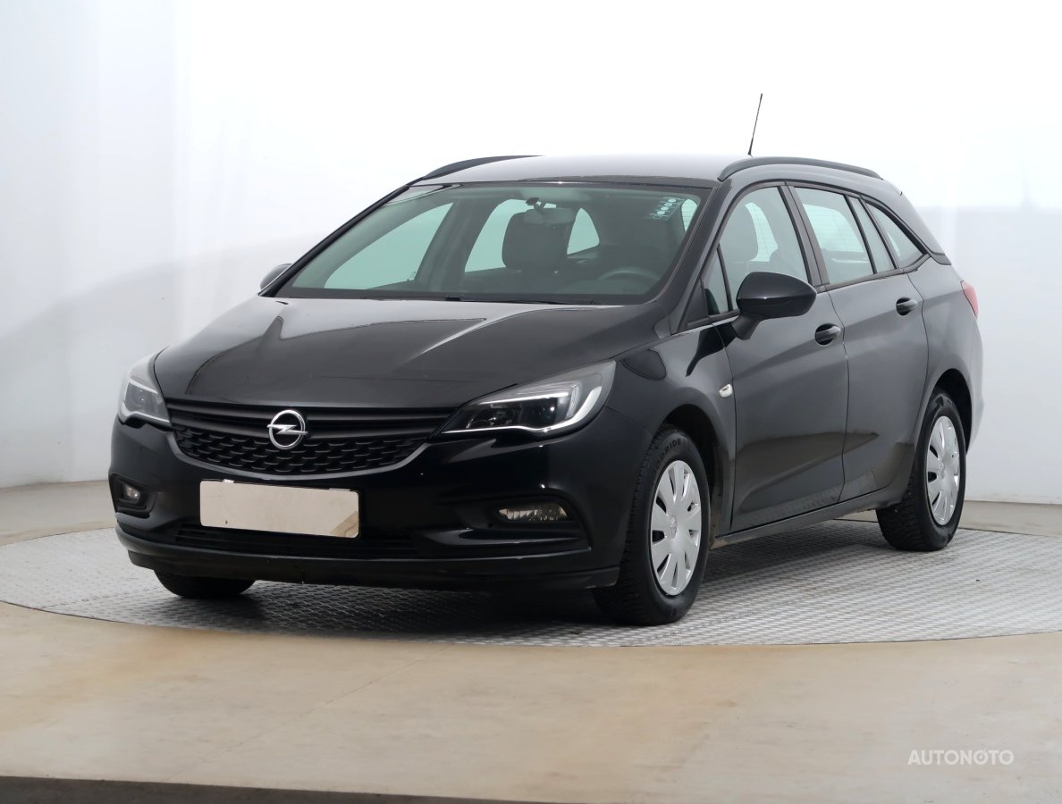 Opel Astra, 2016 - pohled č. 3