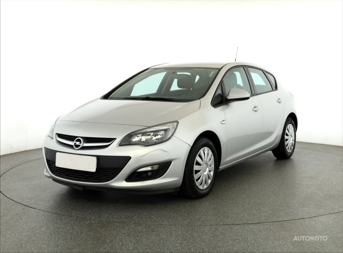 Opel Astra, 2015 - pohled č. 3