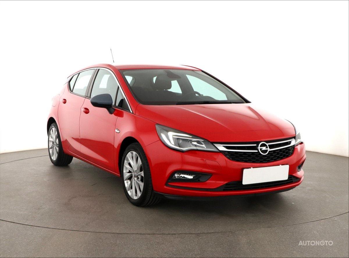 Opel Astra, 2016 - celkový pohled