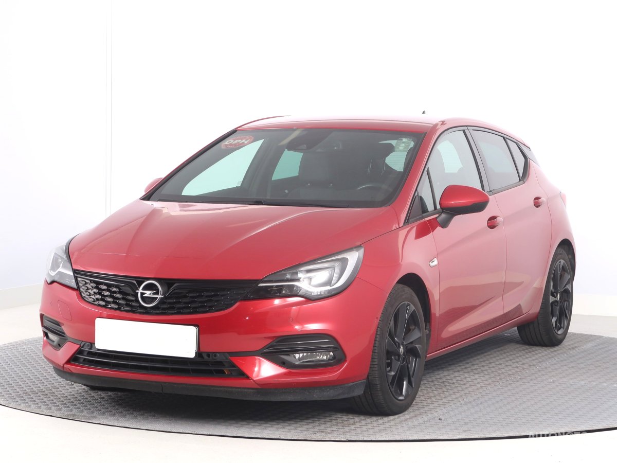 Opel Astra, 2020 - pohled č. 3