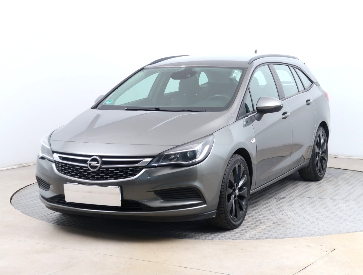 Opel Astra, 2017 - pohled č. 3