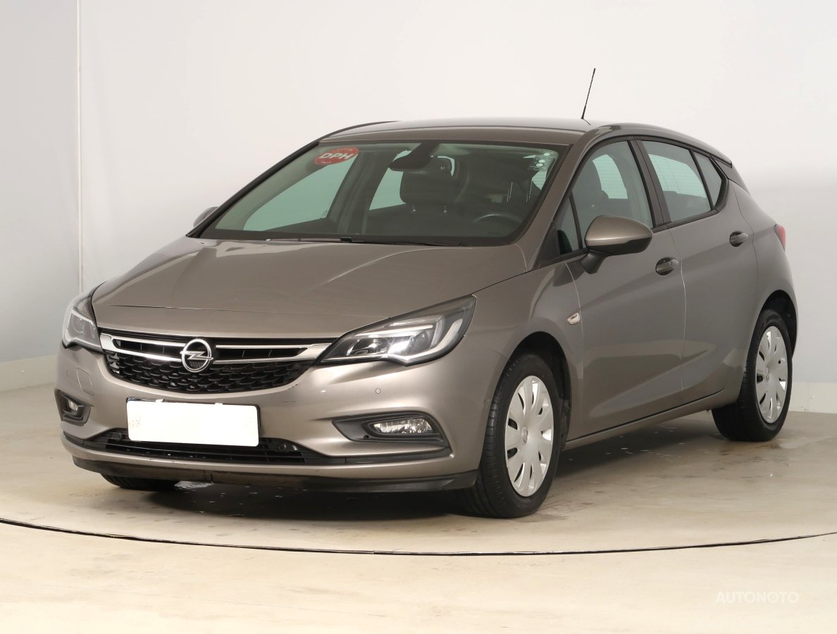 Opel Astra, 2016 - pohled č. 3