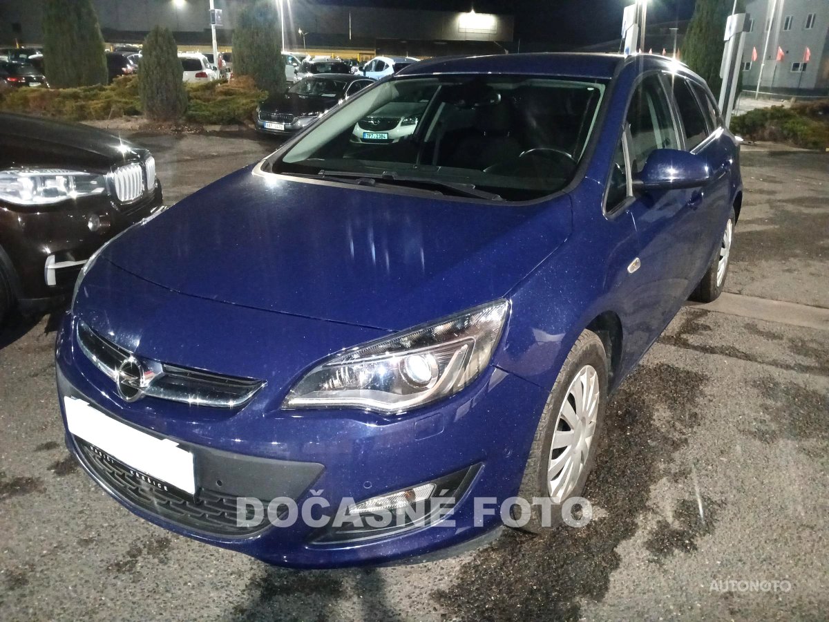 Opel Astra, 2016 - celkový pohled