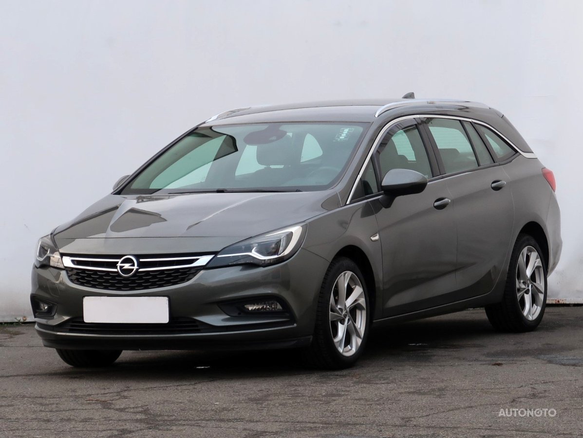 Opel Astra, 2017 - pohled č. 3