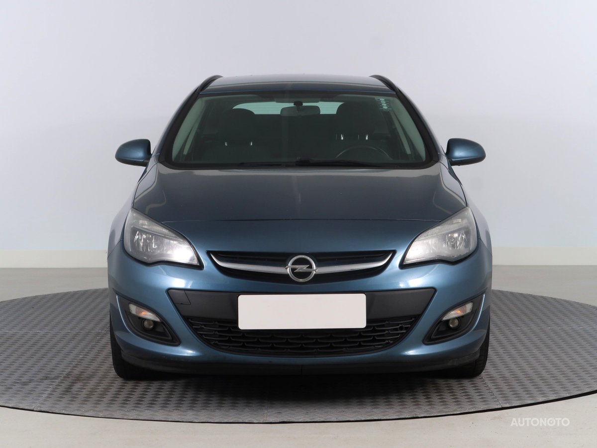 Opel Astra, 2015 - pohled č. 2