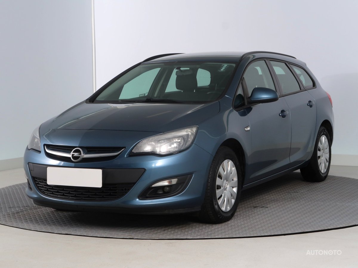 Opel Astra, 2015 - pohled č. 3