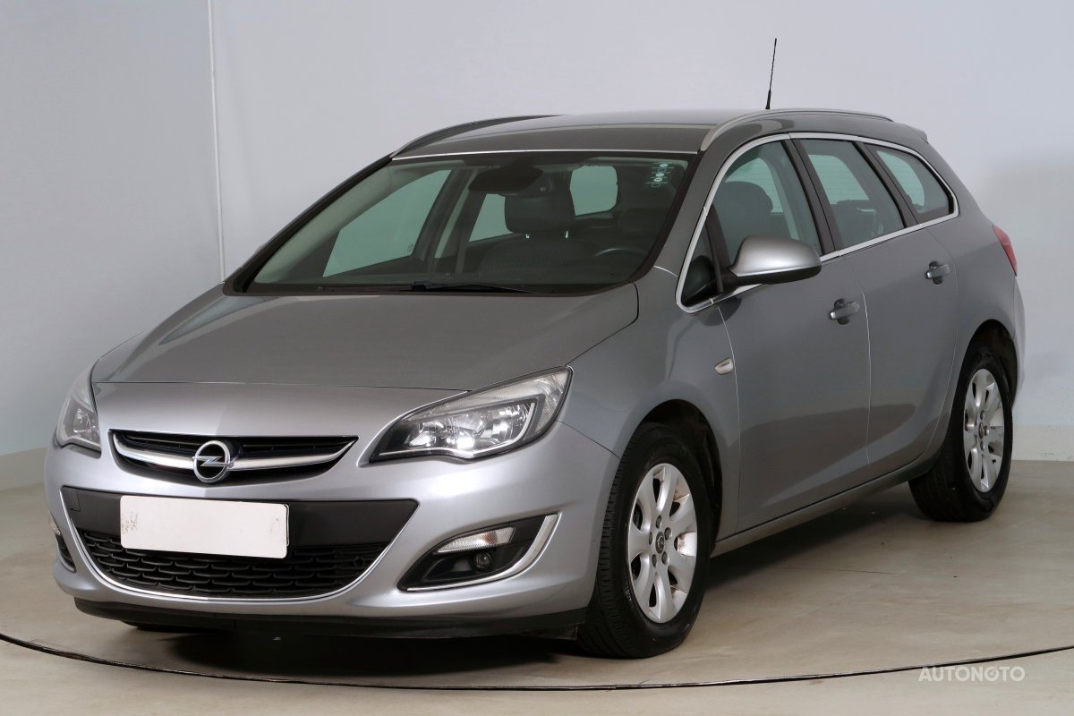 Opel Astra, 2015 - pohled č. 3