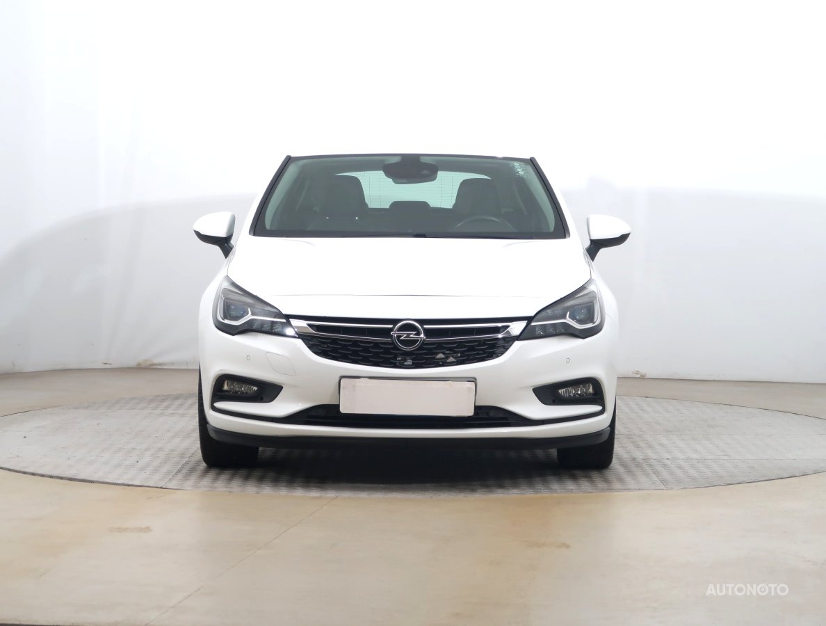 Opel Astra, 2018 - pohled č. 2