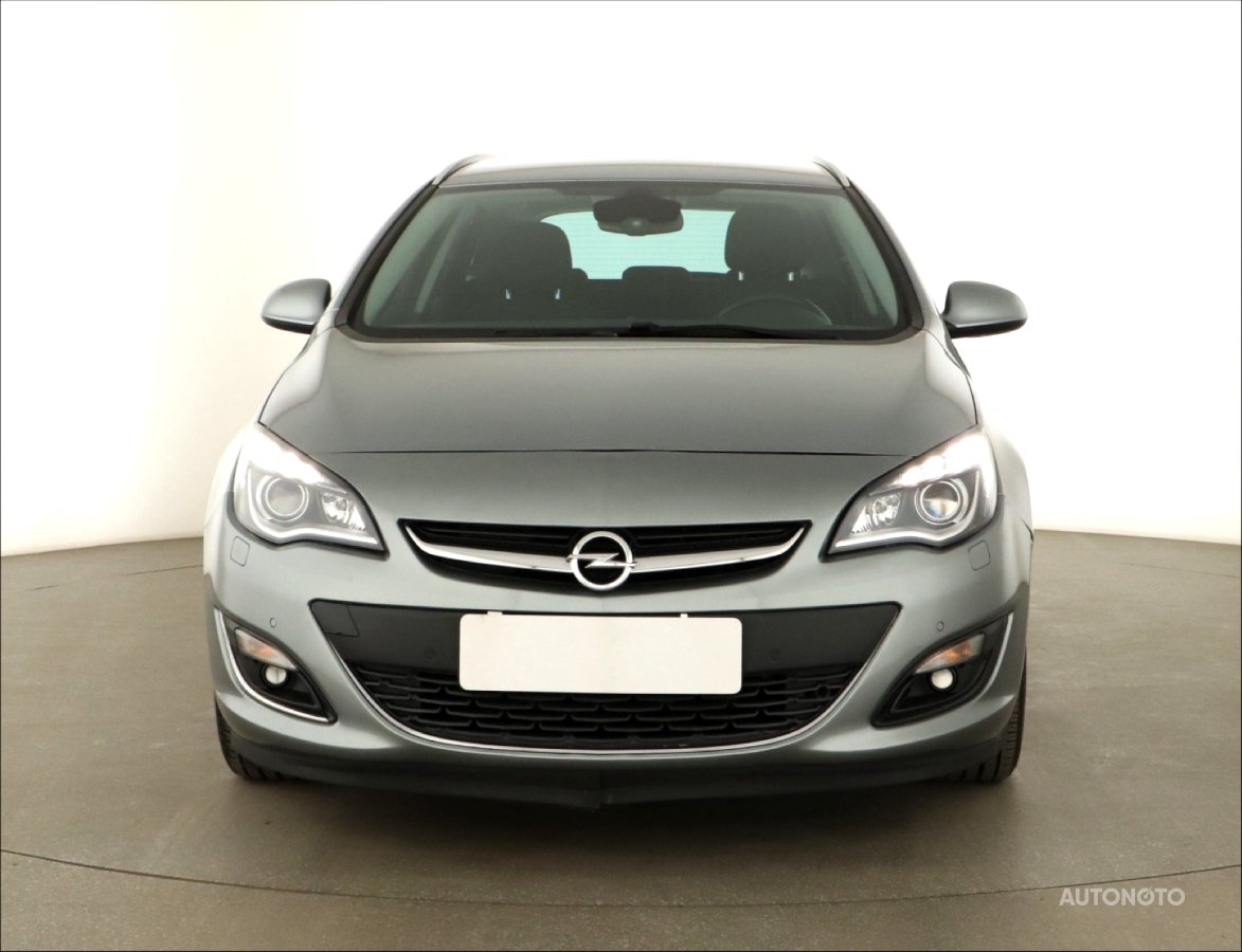 Opel Astra, 2015 - pohled č. 2