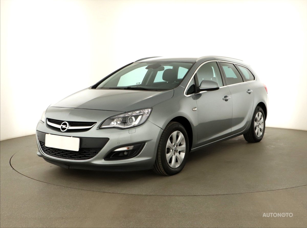 Opel Astra, 2015 - pohled č. 3