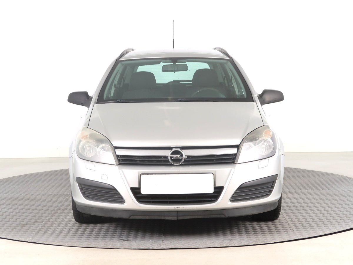 Opel Astra, 2007 - pohled č. 2