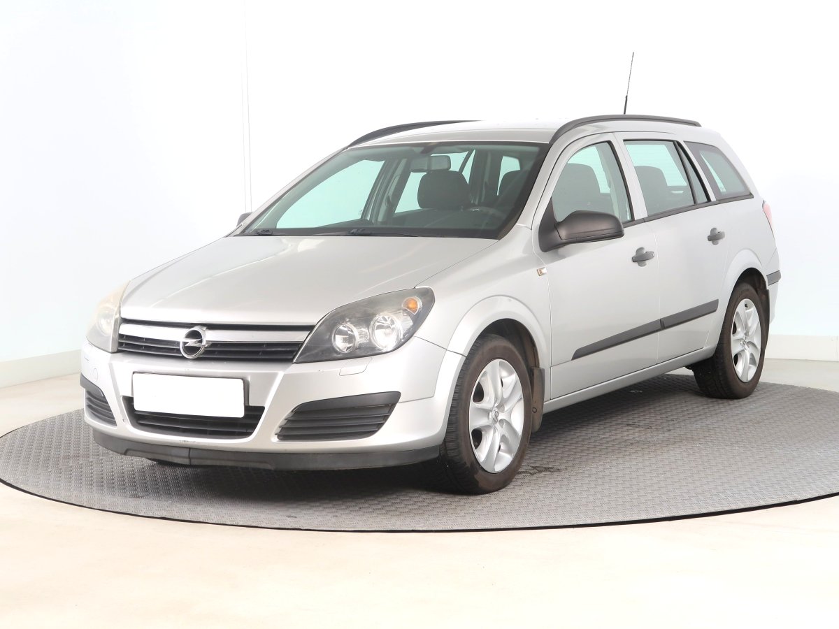 Opel Astra, 2007 - pohled č. 3