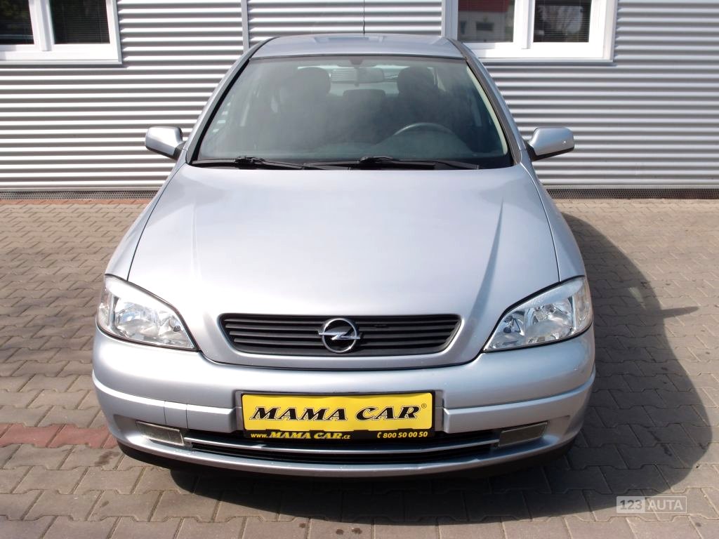 Opel Astra, 2002 - pohled č. 2