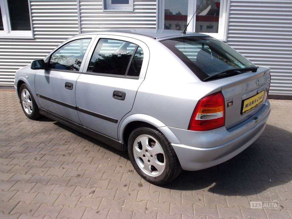 Opel Astra, 2002 - pohled č. 5