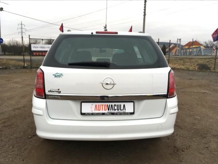 Opel Astra, 2009 - pohled č. 6