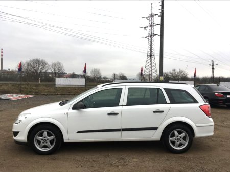 Opel Astra, 2009 - pohled č. 8