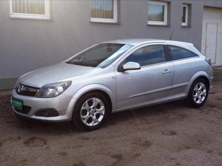 Opel Astra, 2005 - pohled č. 2
